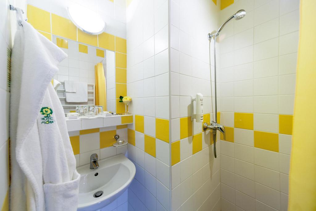 Hotel Flora Trenčianske Teplice Eksteriør billede